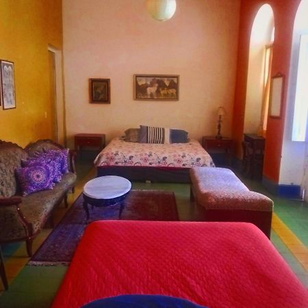 Maska Mansion Gdl, Hosting And Yoga Hotel Гуадалахара Екстериор снимка